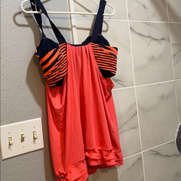 Lululemon tank top - Picture 6 of 6